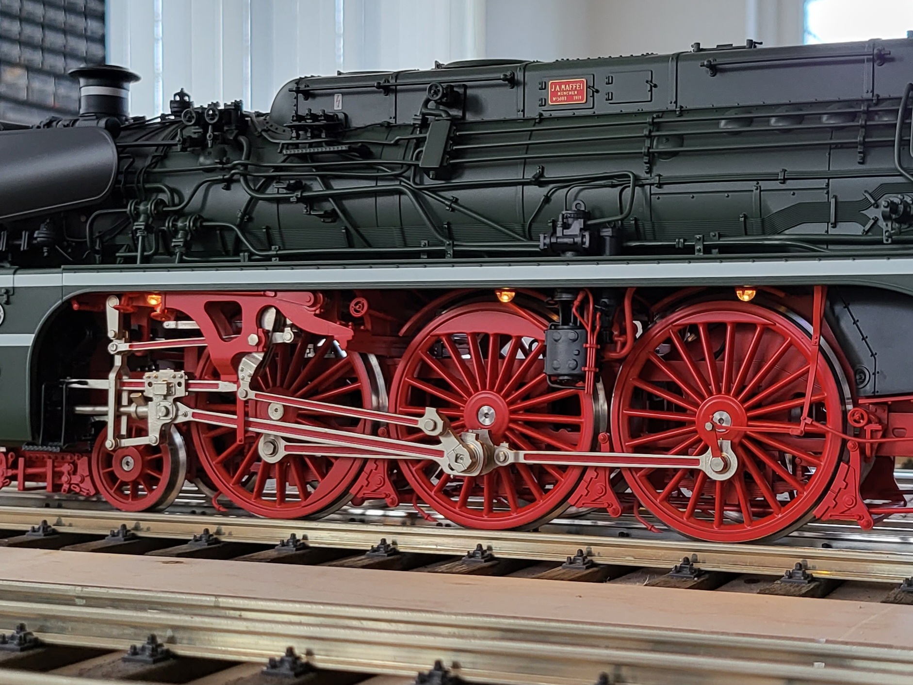 Märklin 02 0314-1, DR - Epoche IV, VES-M Halle / Saale