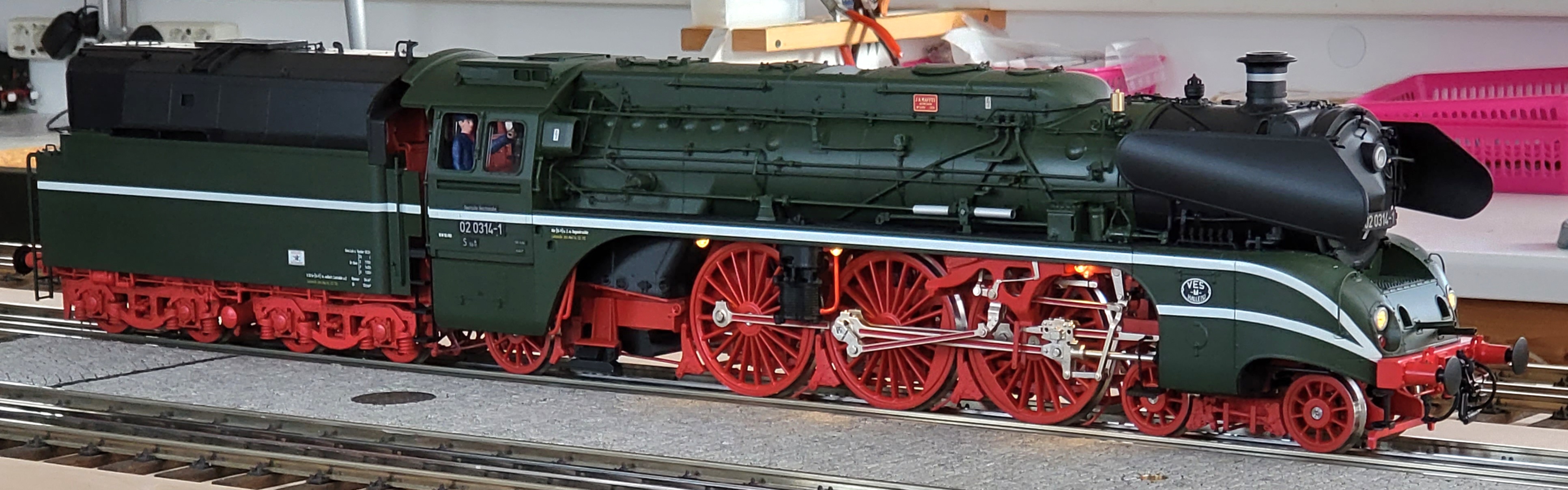 Märklin 02 0314-1, DR - Epoche IV, VES-M Halle / Saale