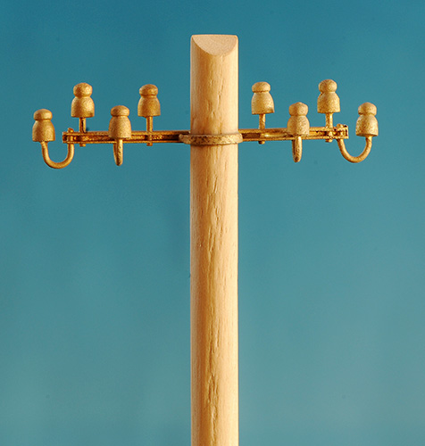 Isolatorentraverse, 8-fach für Telegrafenleitungen / 5 Stück