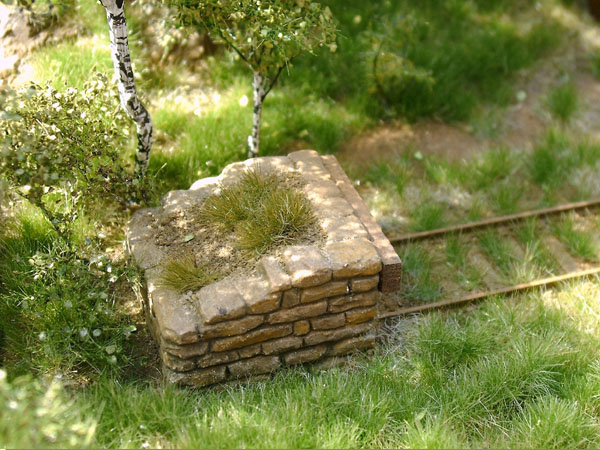 gemauerter Prellbock, eckig, fertig patiniert, 1 Stück